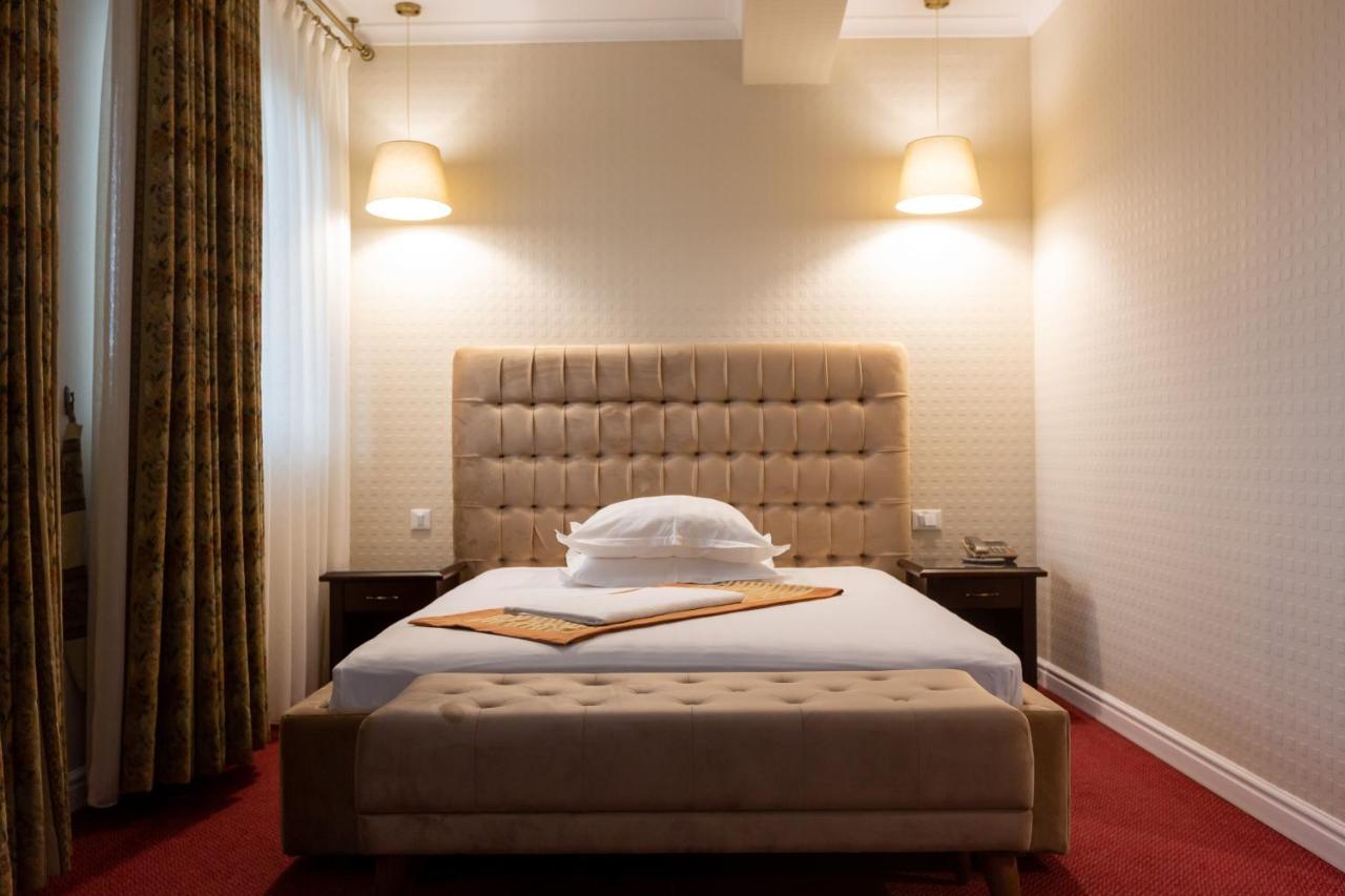 Hotel Art Buzău Dış mekan fotoğraf