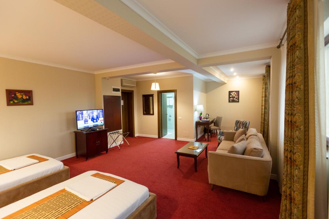 Hotel Art Buzău Dış mekan fotoğraf