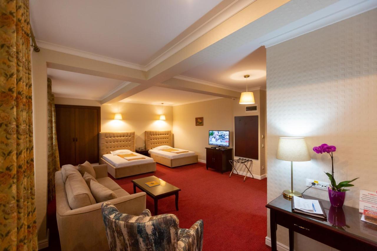 Hotel Art Buzău Dış mekan fotoğraf