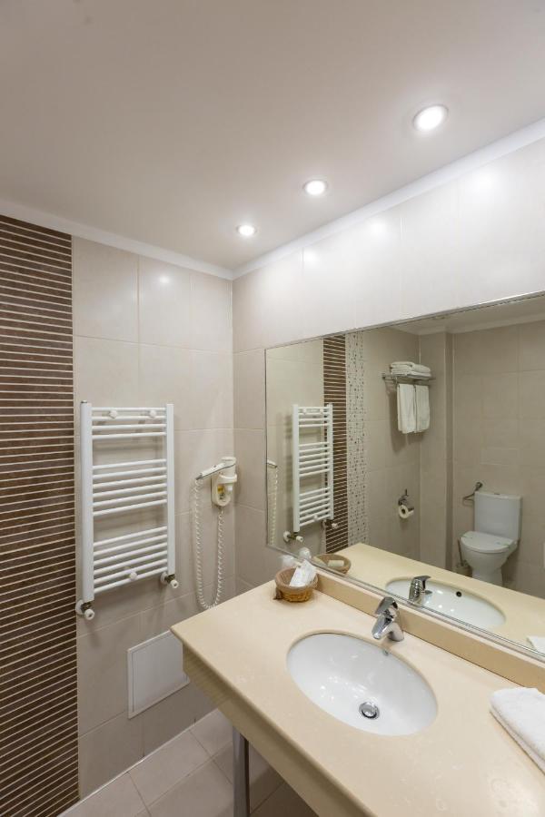 Hotel Art Buzău Dış mekan fotoğraf