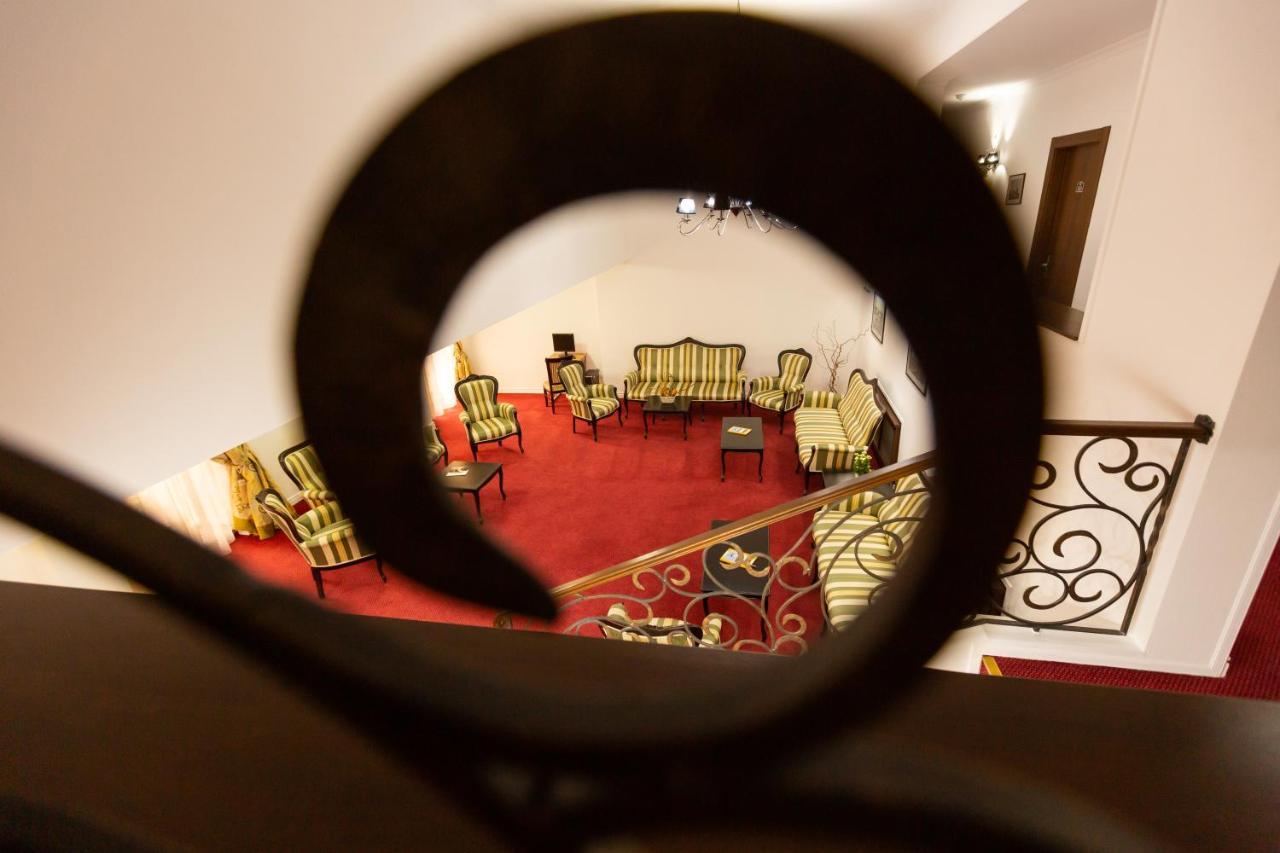 Hotel Art Buzău Dış mekan fotoğraf