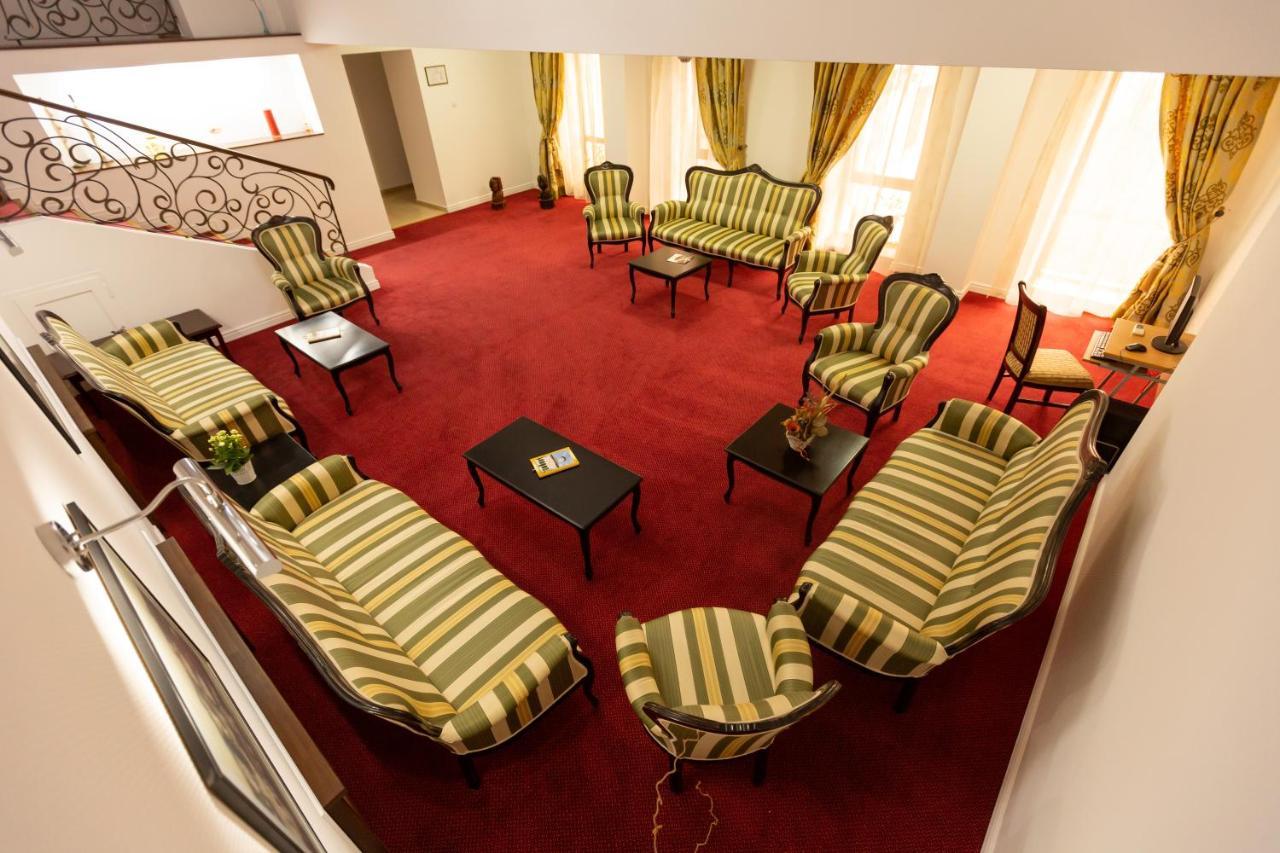 Hotel Art Buzău Dış mekan fotoğraf